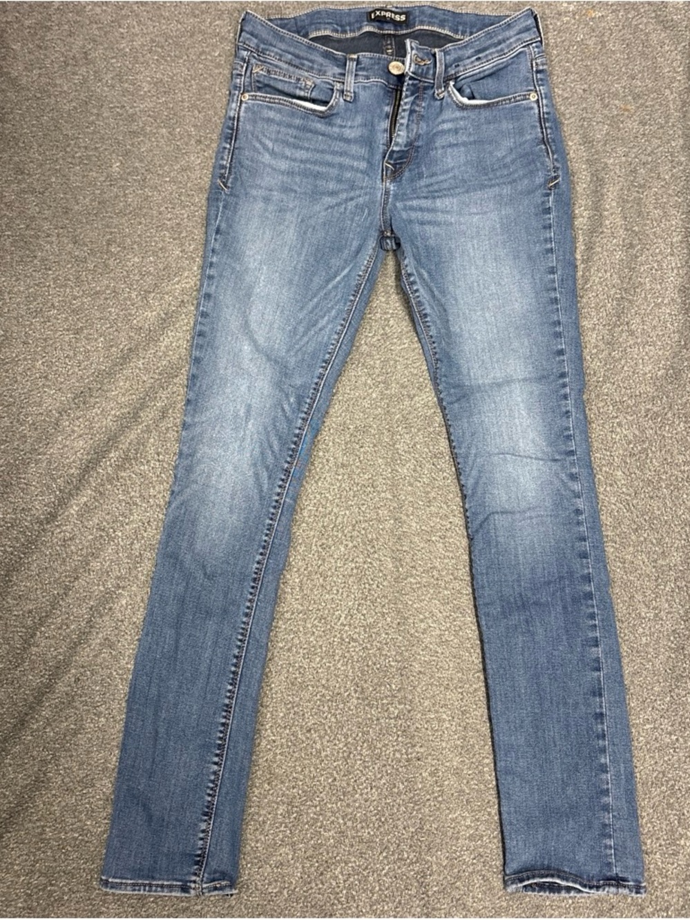 Express Skinny Jeans in Medium Blue Wash